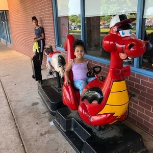 Meet your Posher, Luis